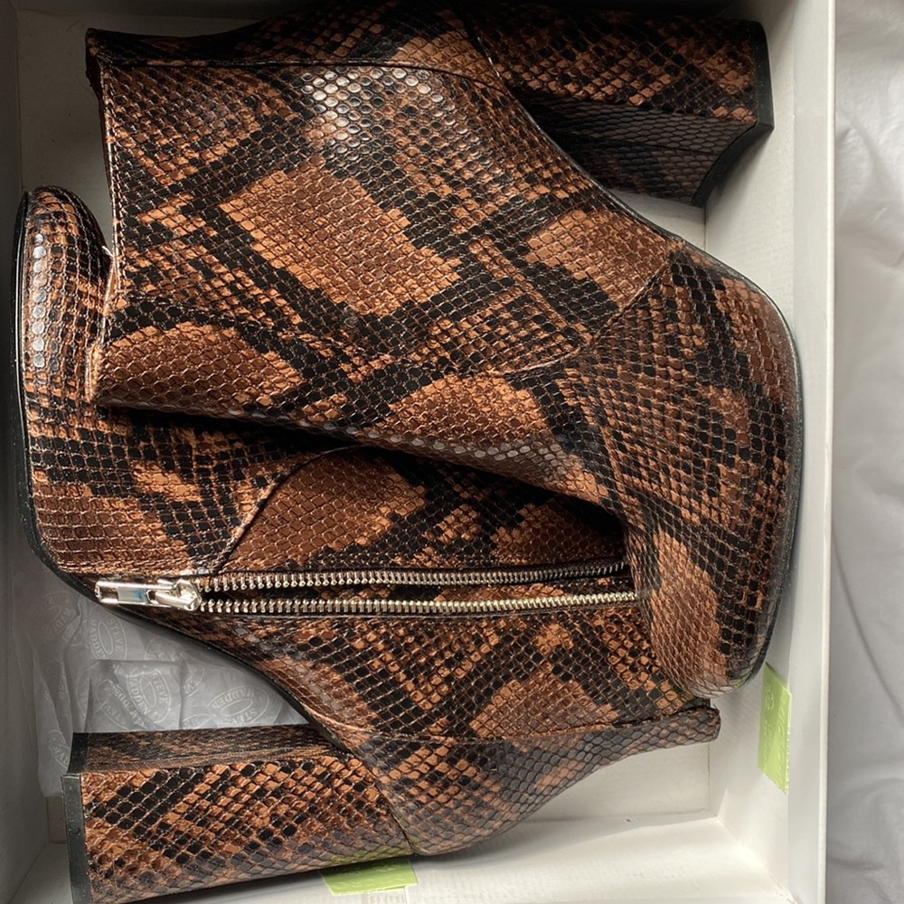 Steve Madden snake skin boots